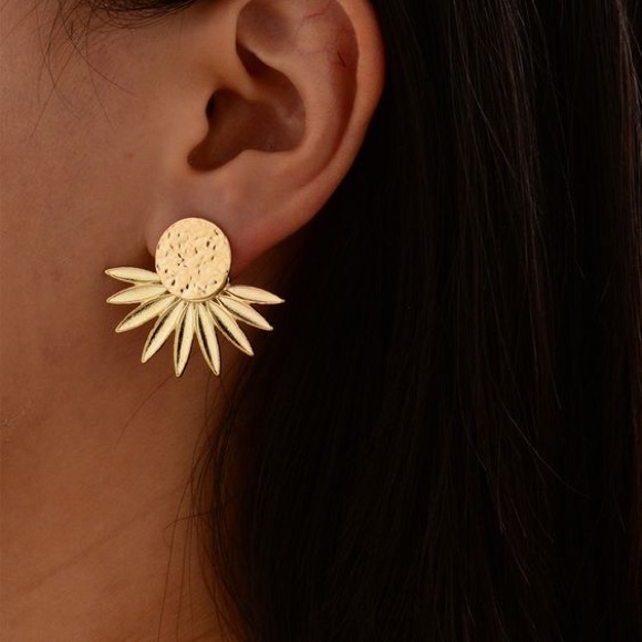 Gold Boho Style Maple Leaf Stacked Earring - Picture 1 of 7